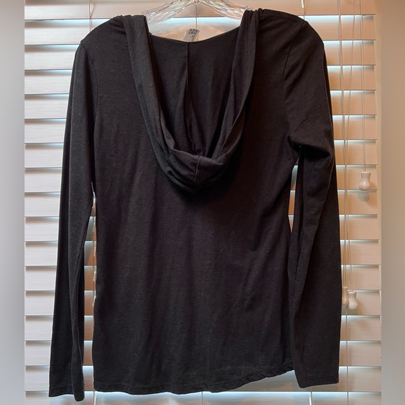 Hooded Goat Shirt - Picture 2 of 3